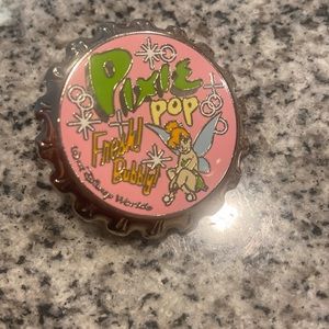 Rare tinker bell bottle cap Disney training pin